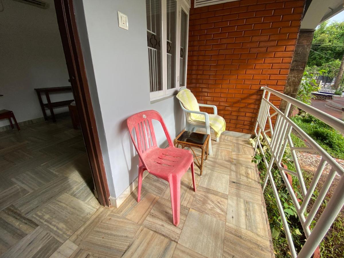 Peravel Beach Holiday Home Candolim Exteriör bild