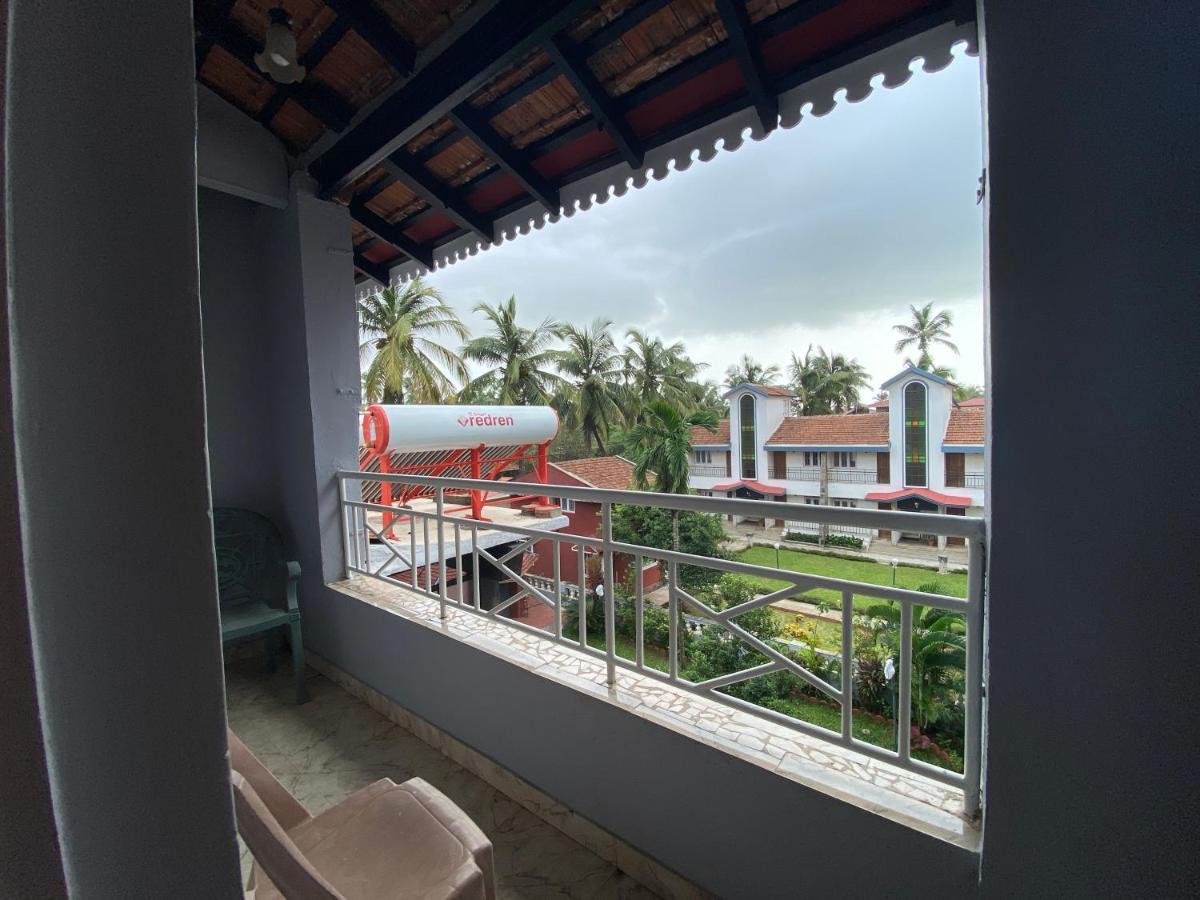 Peravel Beach Holiday Home Candolim Exteriör bild